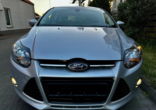 Ford Focus cena 26900 przebieg: 144128, rok produkcji 2011 z Szczecin małe 781